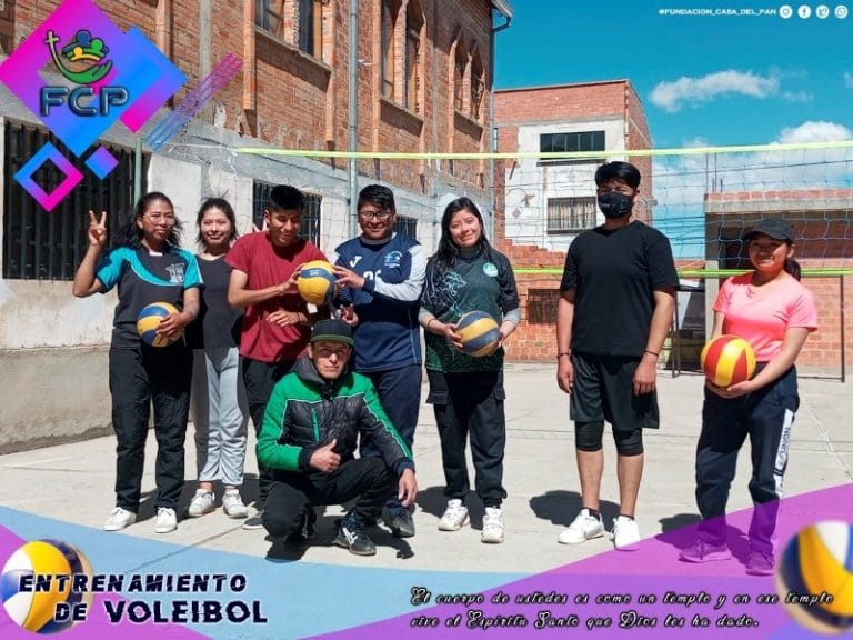 ENTRENAMIENTOS DE VOLEYBALL EN LA FUNDACION CASA DEL PAN